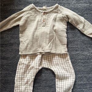 Quincy Mae Cream and Tan Kids Matching Set